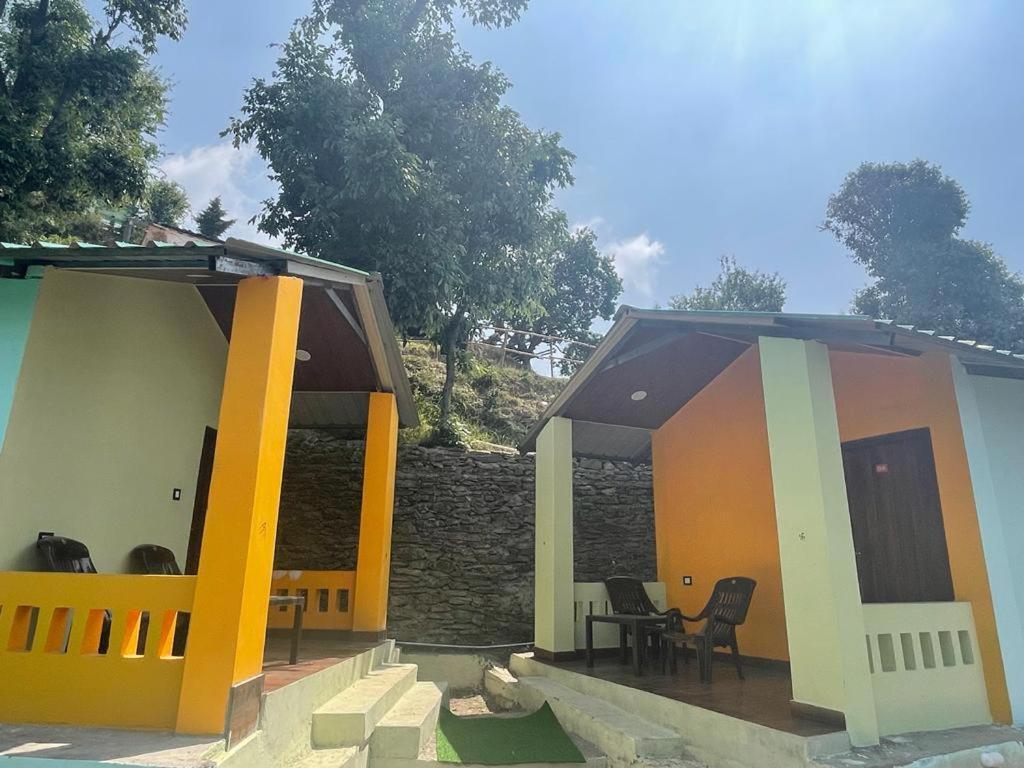 Drona Hills Resorts Kanatal Exteriör bild