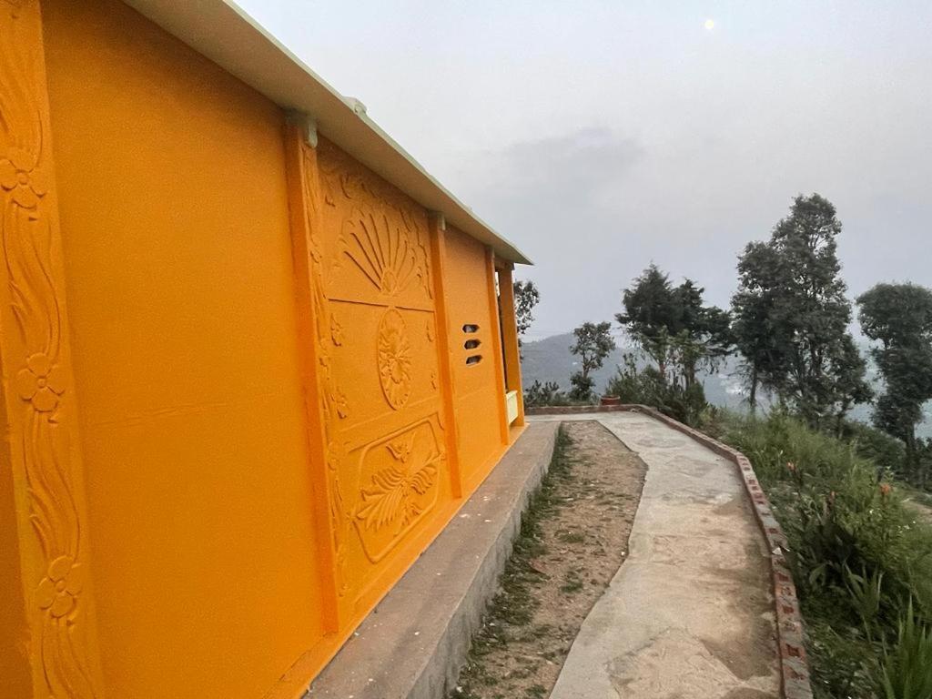 Drona Hills Resorts Kanatal Exteriör bild