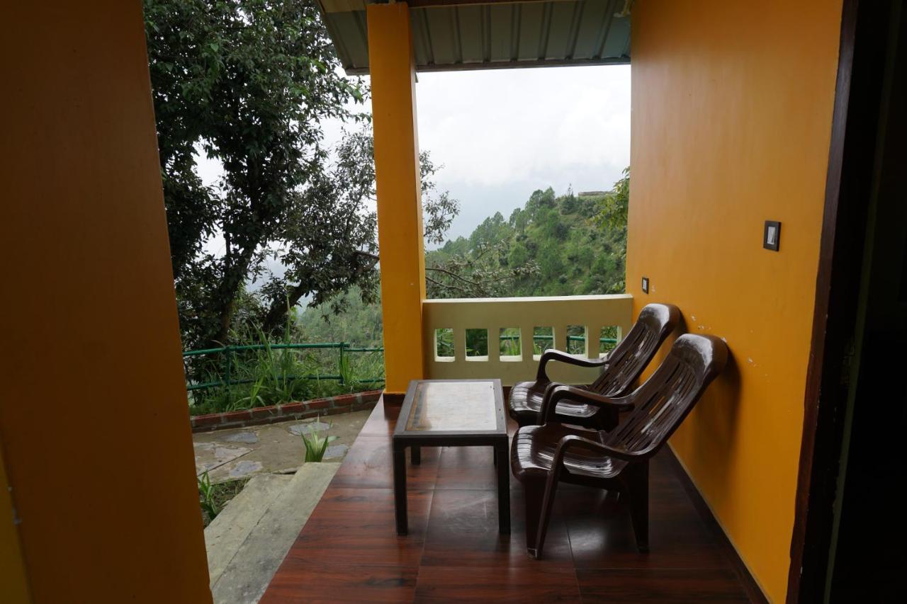 Drona Hills Resorts Kanatal Exteriör bild