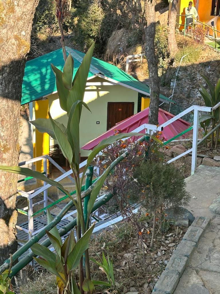 Drona Hills Resorts Kanatal Exteriör bild