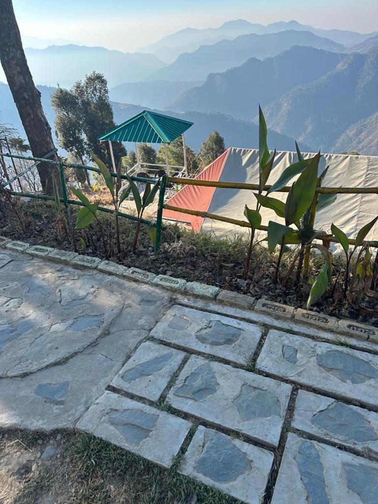 Drona Hills Resorts Kanatal Exteriör bild